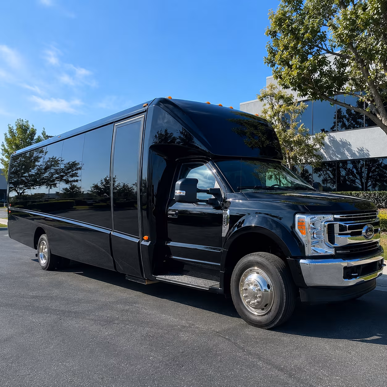 bridal party minibuses for getting ready and pre ceremony runs in lake charles