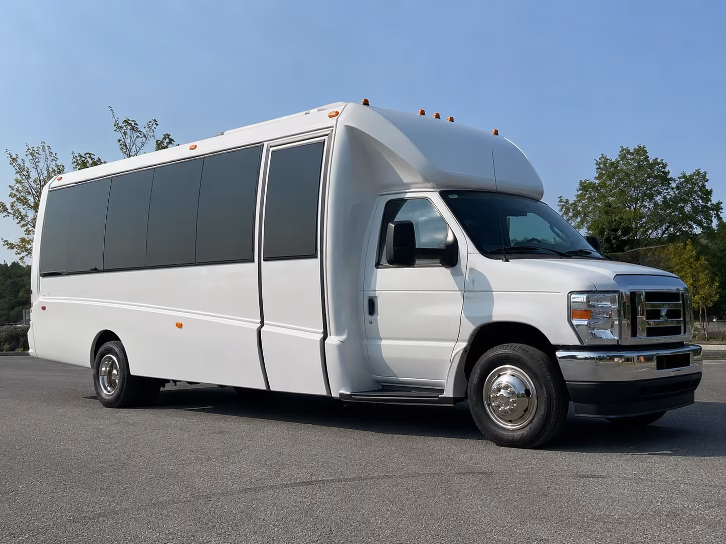 party buses and fan buses for lake charles casino resort events