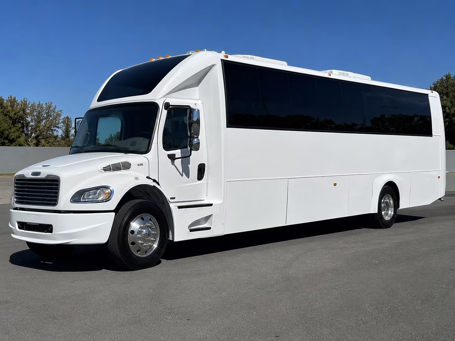 party buses for bachelorette wine tours around lake charles